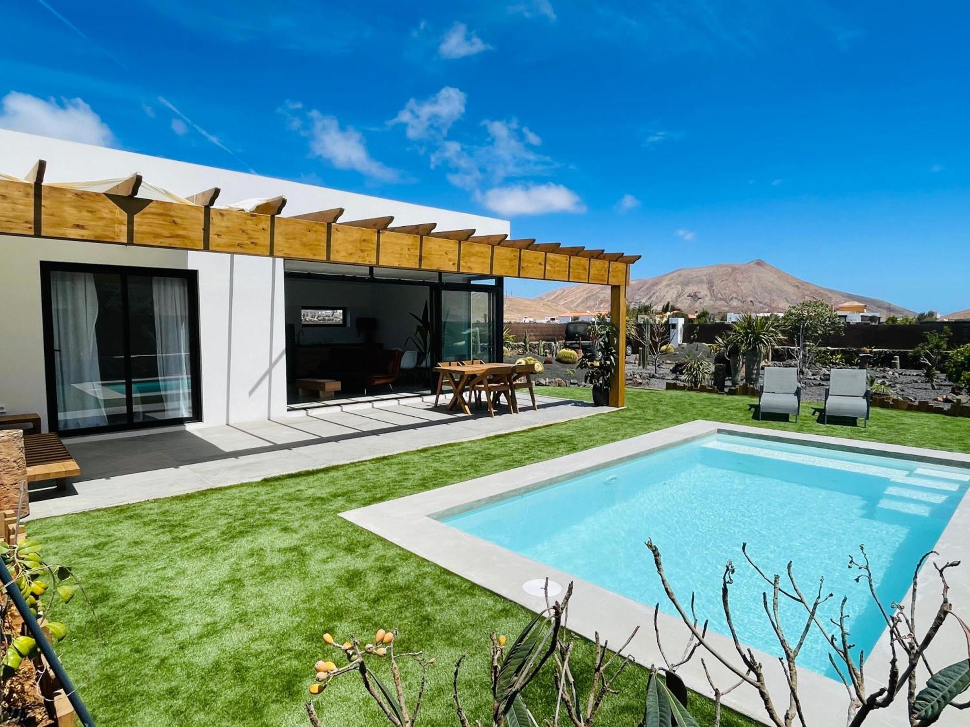 Bungalow + Piscina Independiente ลาโอลีวา ภายนอก รูปภาพ